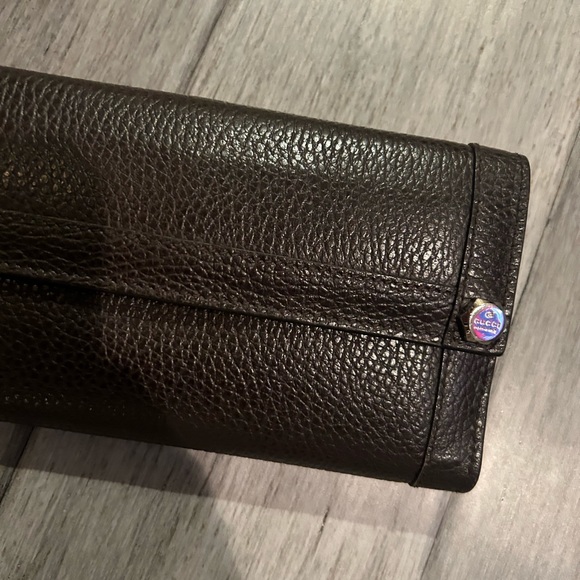 Authentic Gucci Leather Wallet - Picture 5 of 5